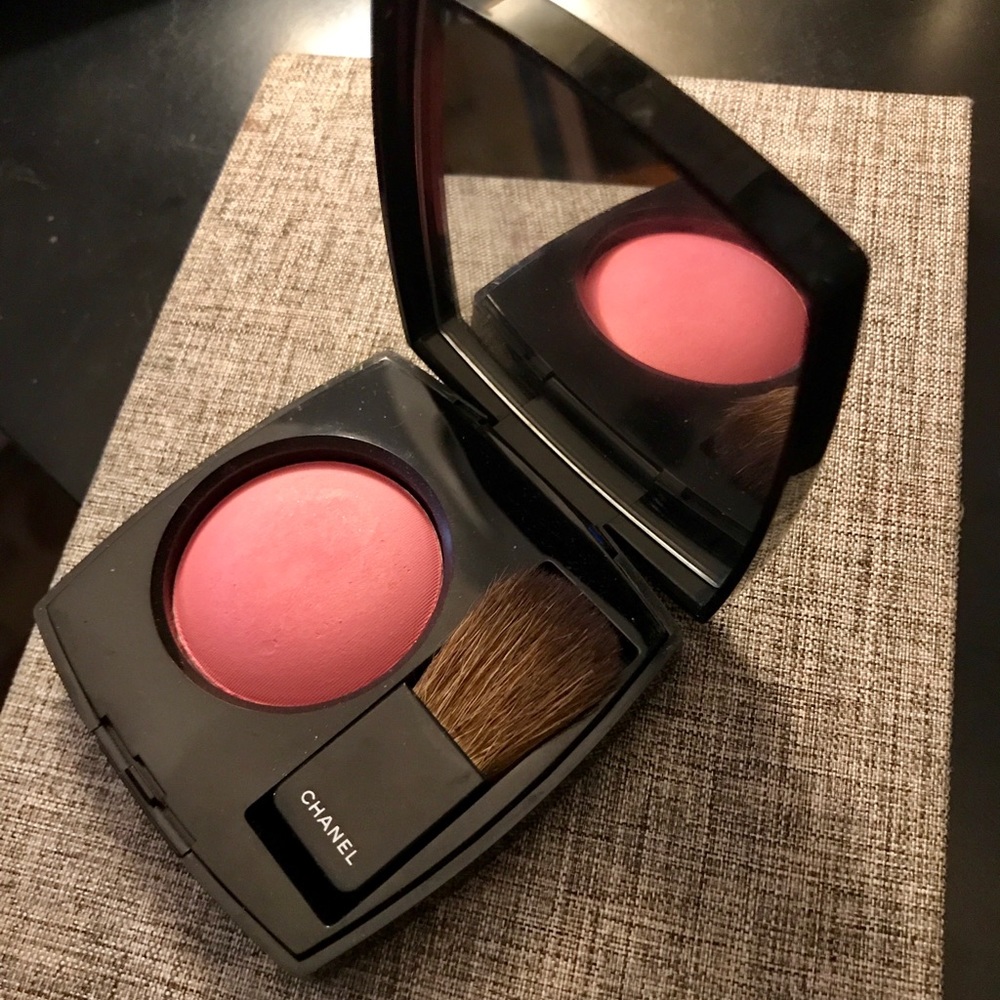 Chanel Joues Contraste blush in  ‘70 Tumulte’